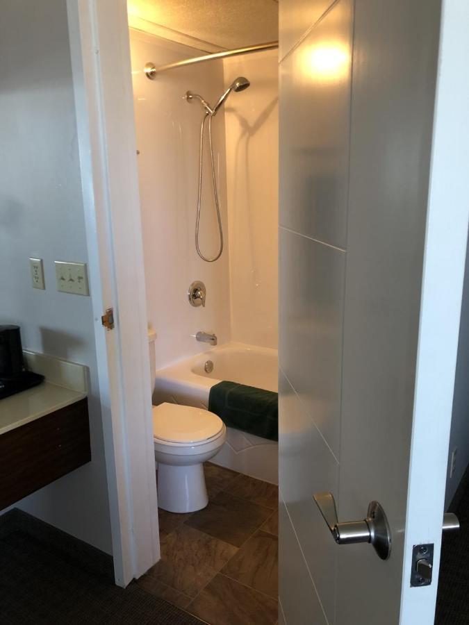 Arbour Ridge Inn & Suites Kindersley Dış mekan fotoğraf